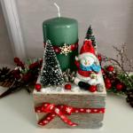 Karácsonyi asztal dísz - gyertyával, hóember dekor figurával - Adventi dekoráció